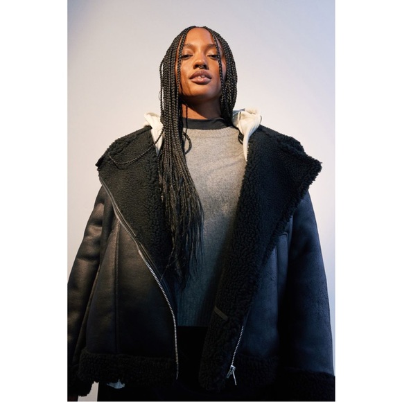 Black Oversized Teddy Fleece Lined Jacket (XS) - Picture 3 of 8